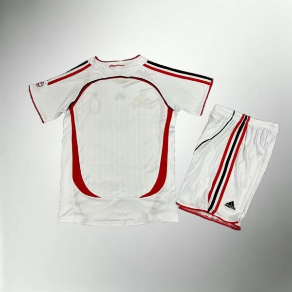 AC Milan 2006-2007 Away Kit Kids Size - Image 1