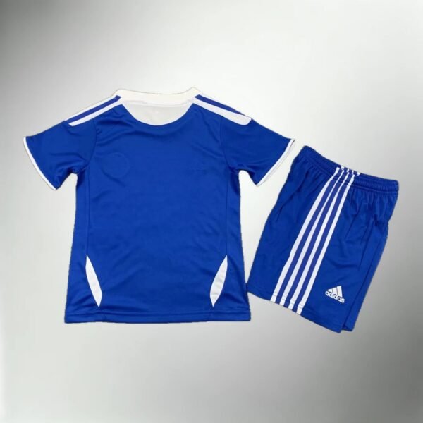 Chelsea 2011-2012 Home Kit Kids Size - Image 1