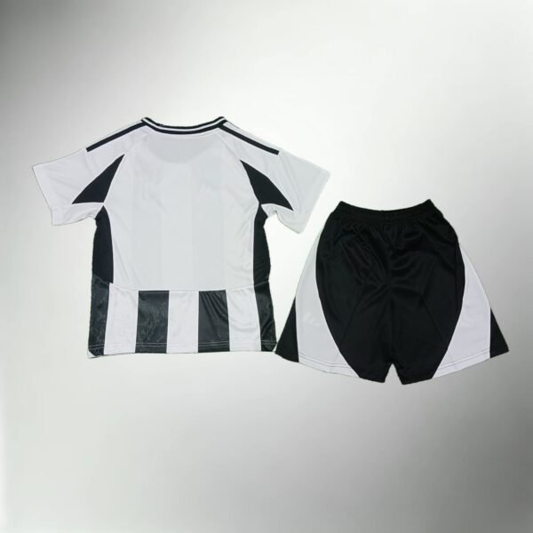 Juventus 2024-2025 Home Kit Kids Size - Image 1