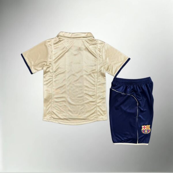 FC Barcelona 2001-2002 Away Kit Kids Size - Image 1
